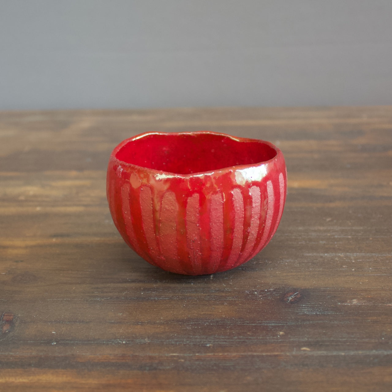 Round Red Luster Tea Cup #HT361A