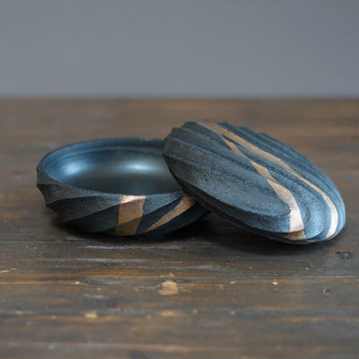 Twisted Luster Container #OMT126