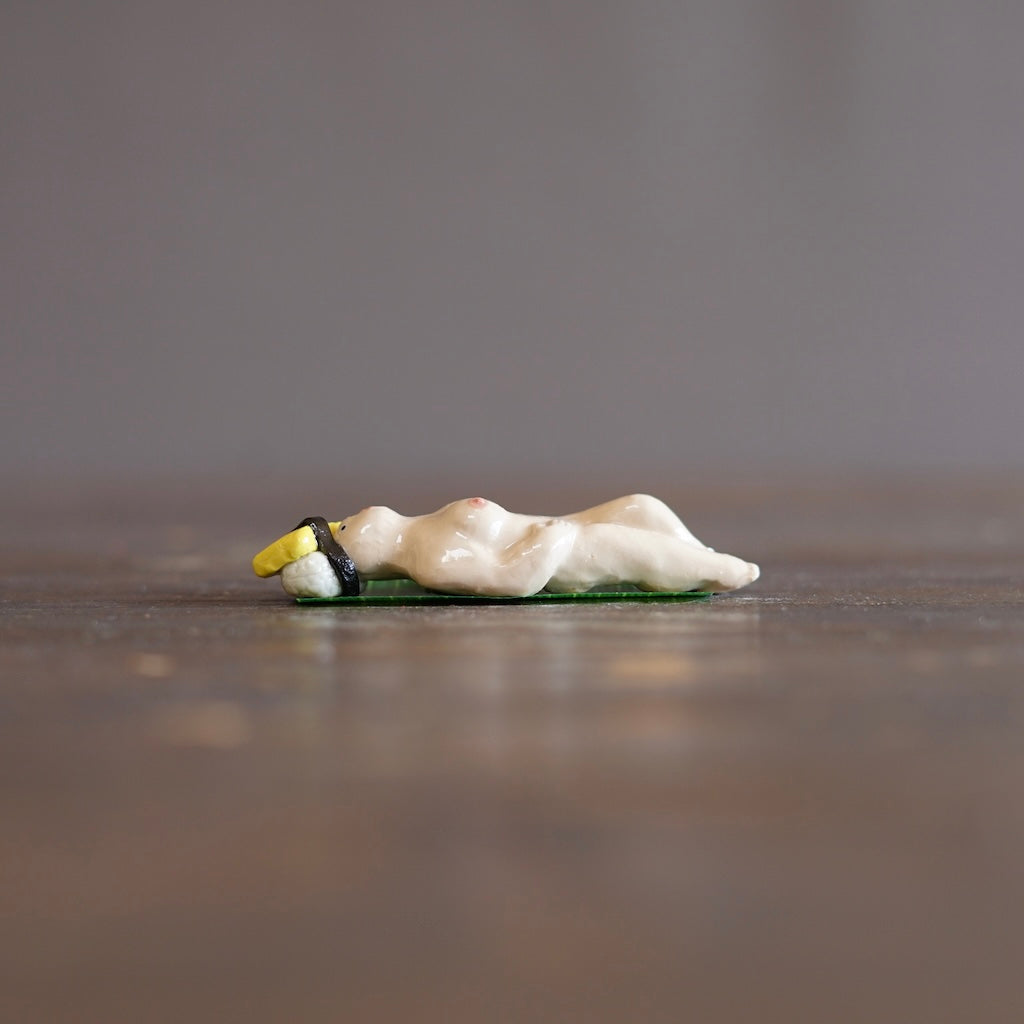 TAMAGO Sushi Lady Chopstick Rest #MA148A