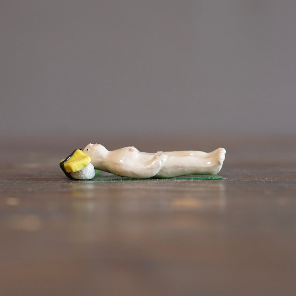 TAMAGO Sushi Lady Chopstick Rest #MA148C