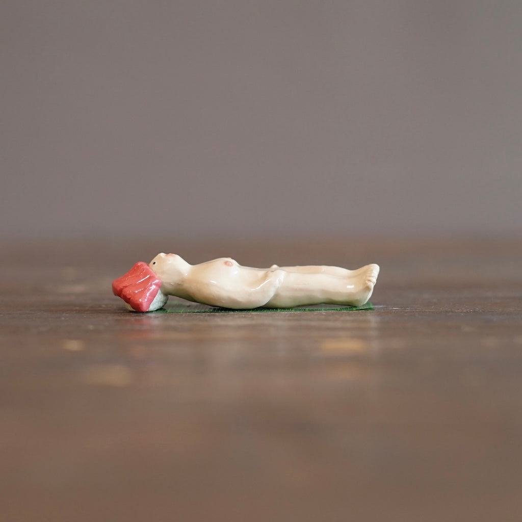 MAGURO Sushi Lady Chopstick Rest #MA148D