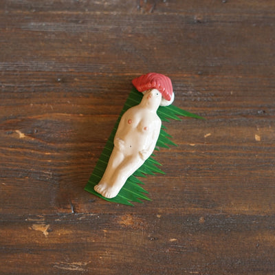 MAGURO Sushi Lady Chopstick Rest #MA148D