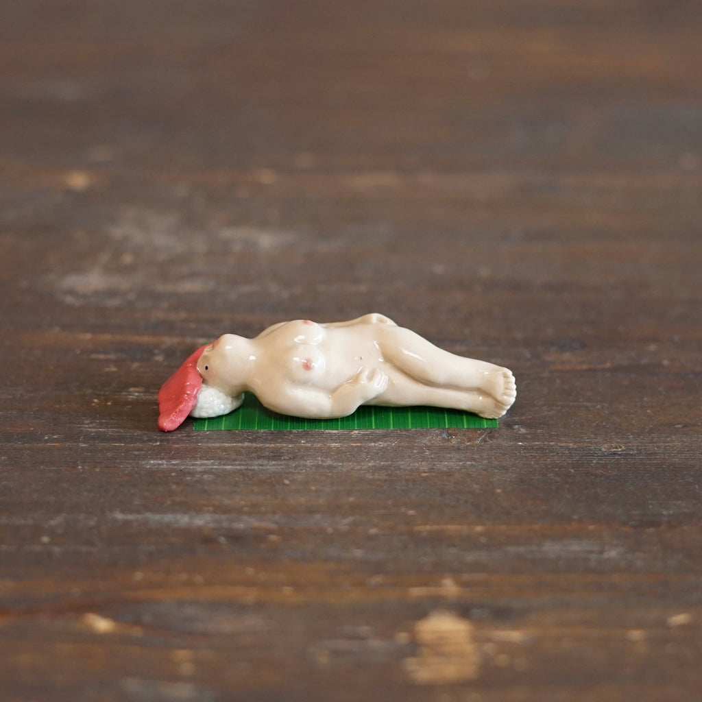 MAGURO Sushi Lady Chopstick Rest #MA148E
