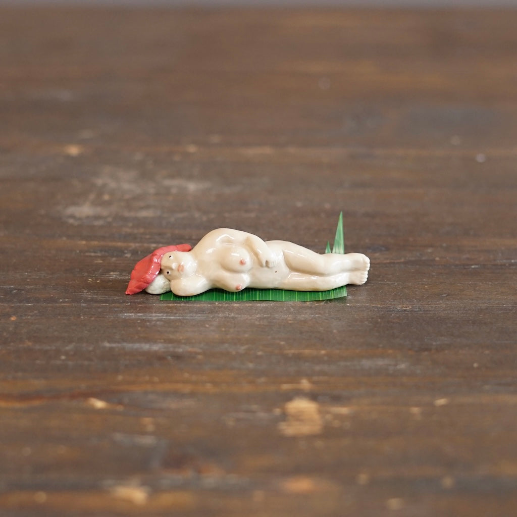 MAGURO Sushi Lady Chopstick Rest #MA148F