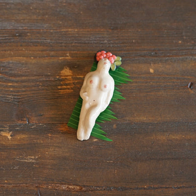 IKURA Sushi Lady Chopstick Rest #MA148K