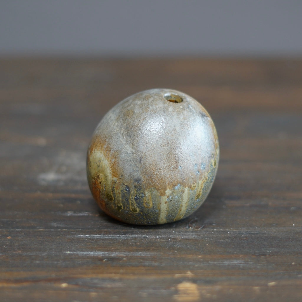 Round Bud Vase #KY212A