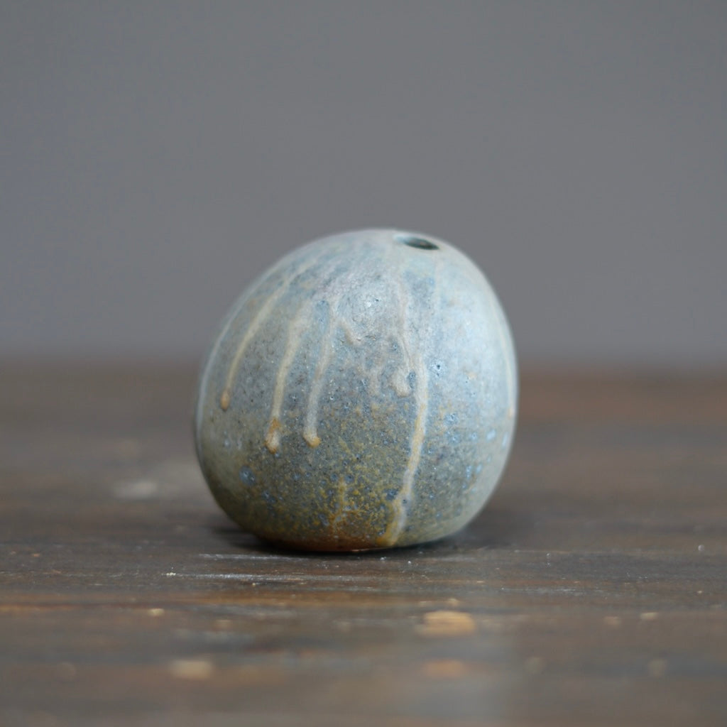 Round Bud Vase #KY212B