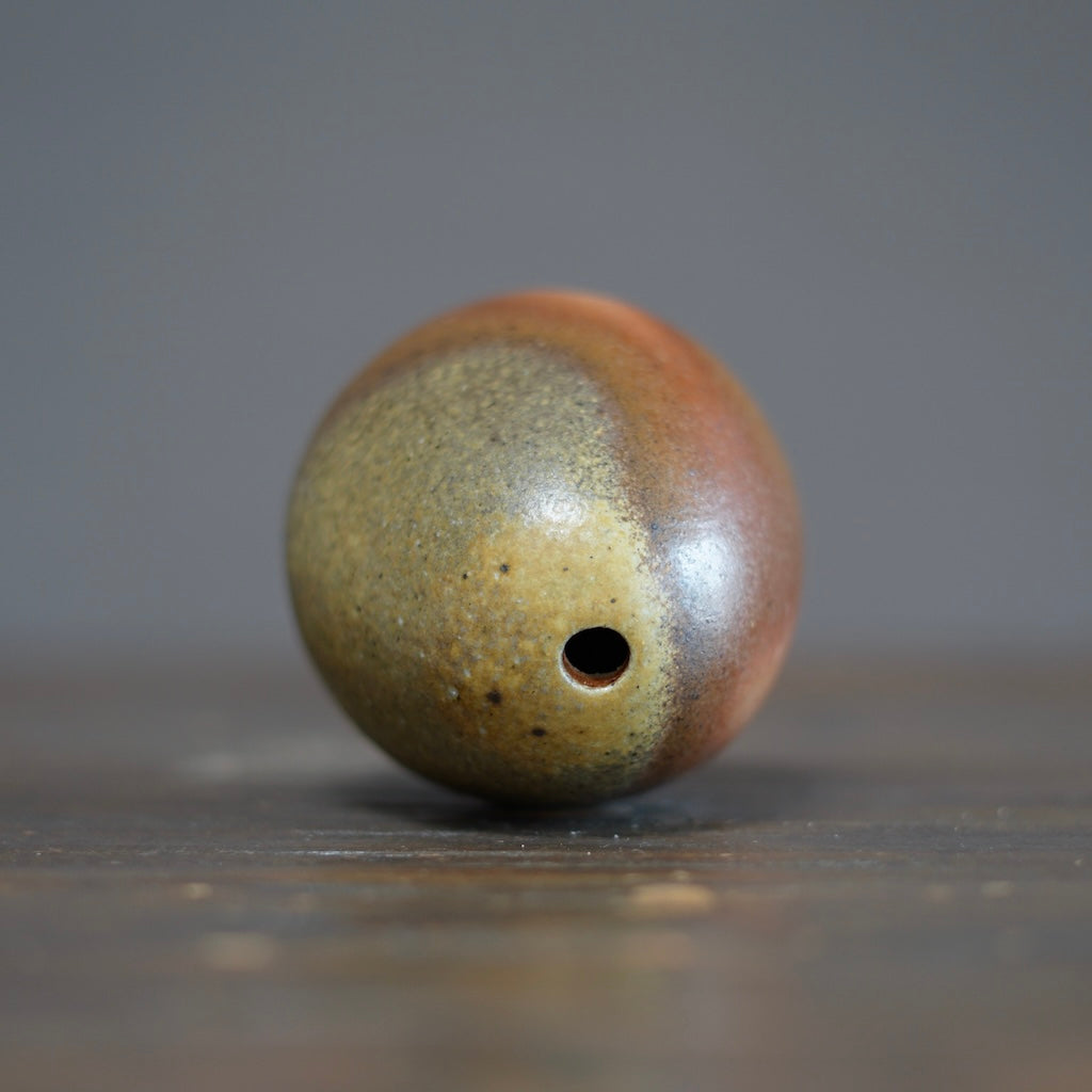 Round Bud Vase #KY212D