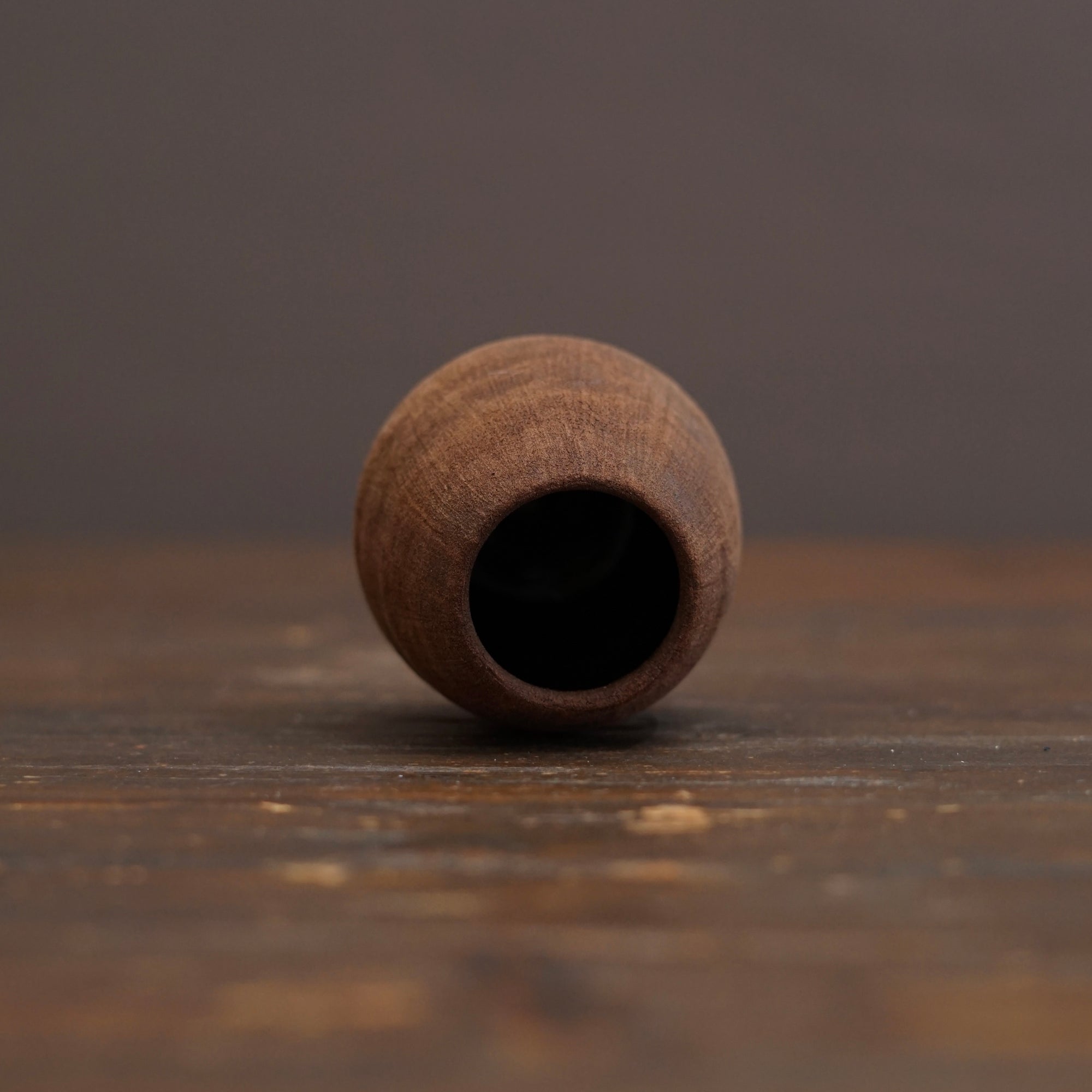 Chestnut / Chocolota Mini Dino Vase #JT446A