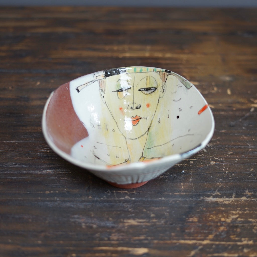 Figure Bowl #BC64