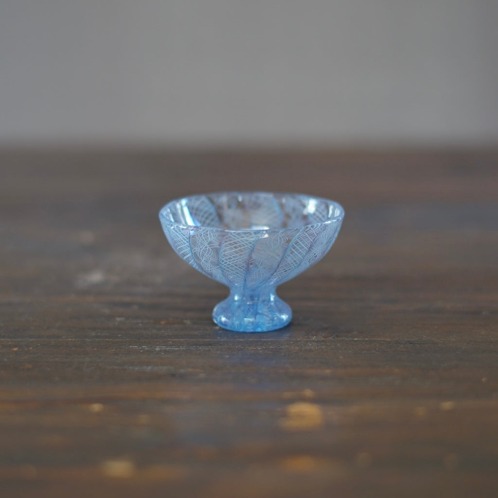 Blue Lace Glass GUINOMI Sake Cup #U9D