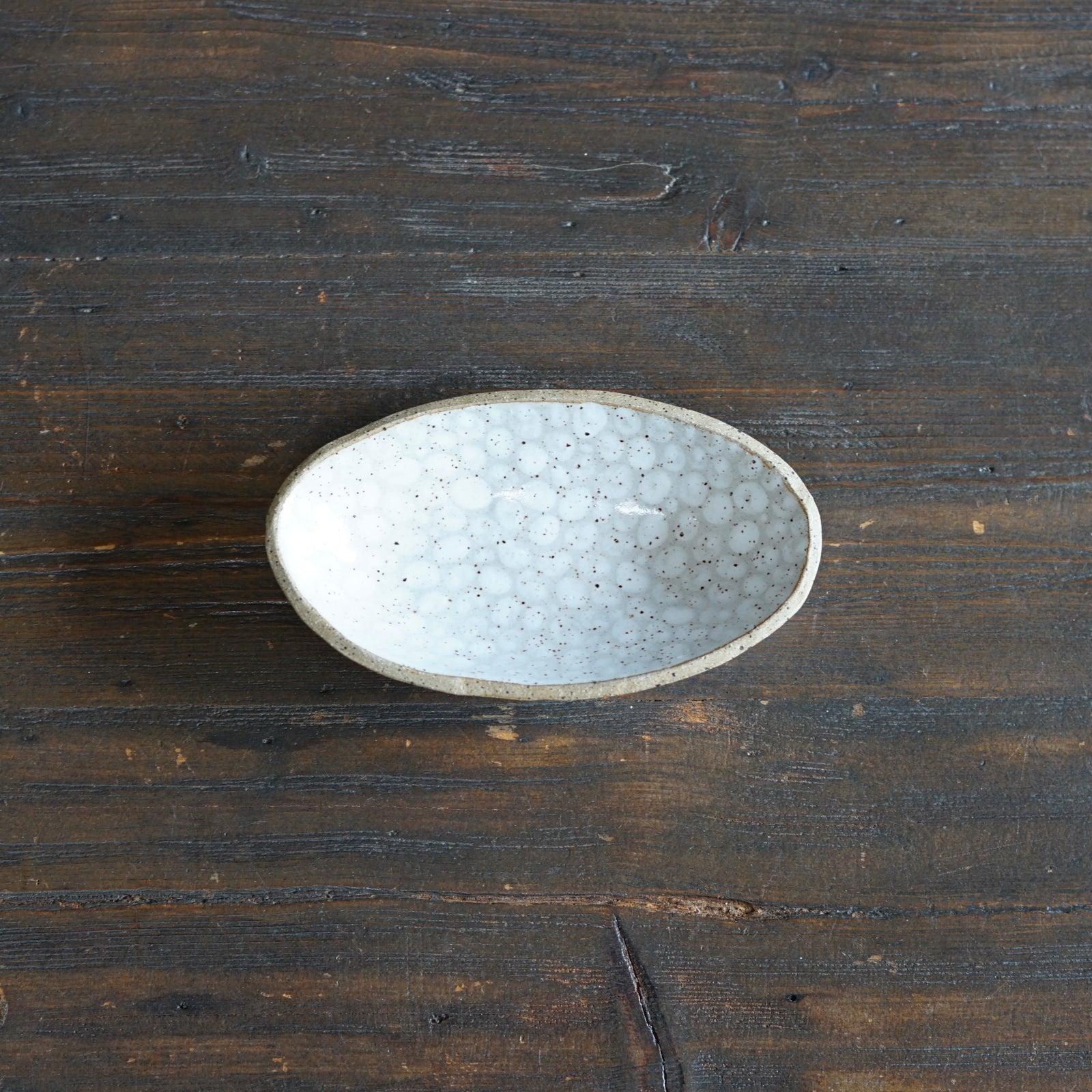 White Dots Small Oval Plate #LK830B