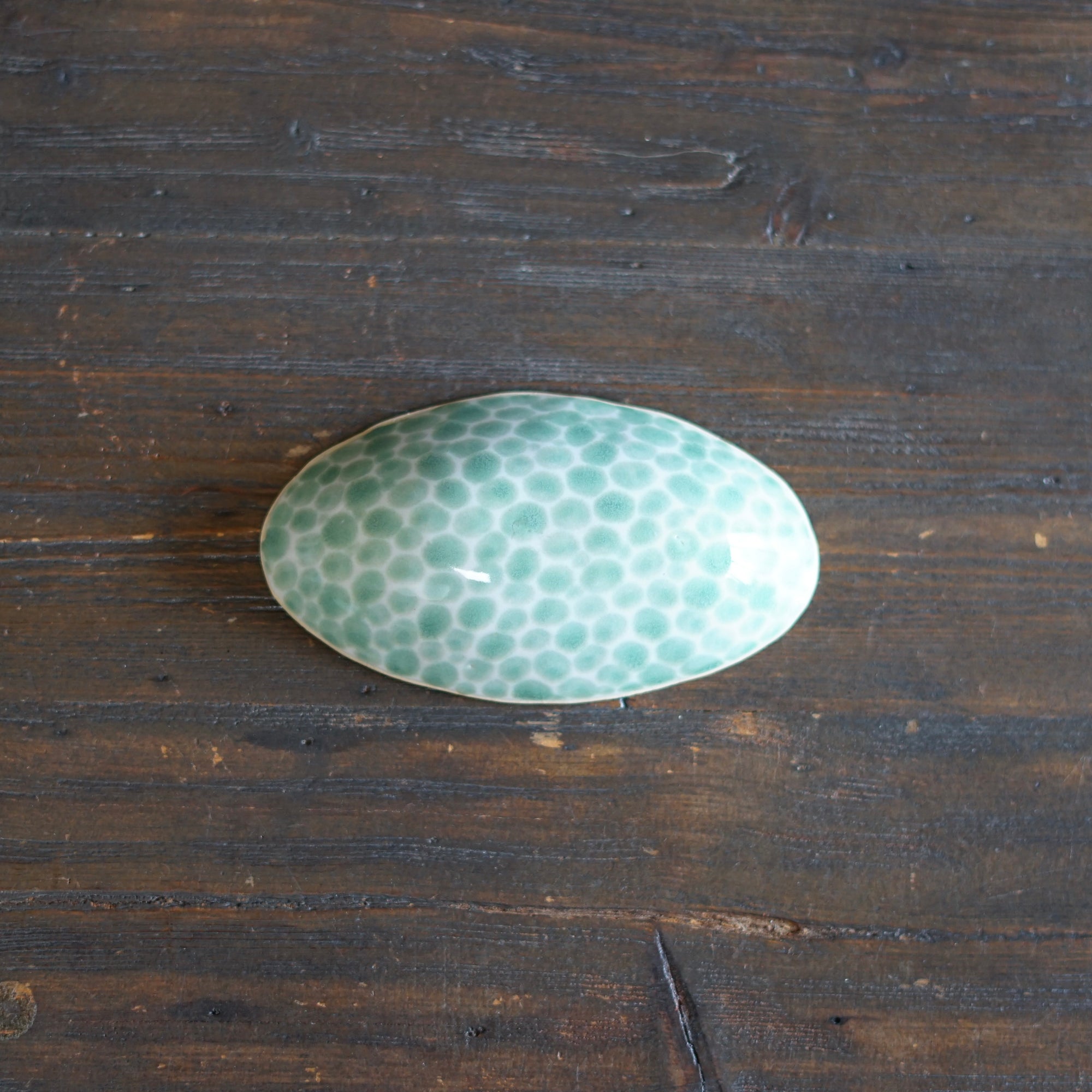 Green Dots Small Oval Plate #LK832A