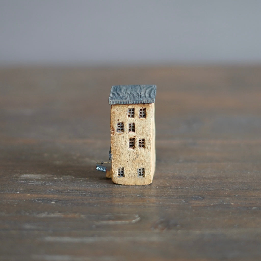 Chibi Shabby New York Hotel #CS2