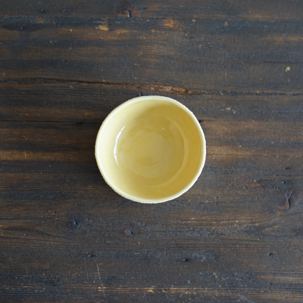 Small Yellow Caviar Dish #LK864B