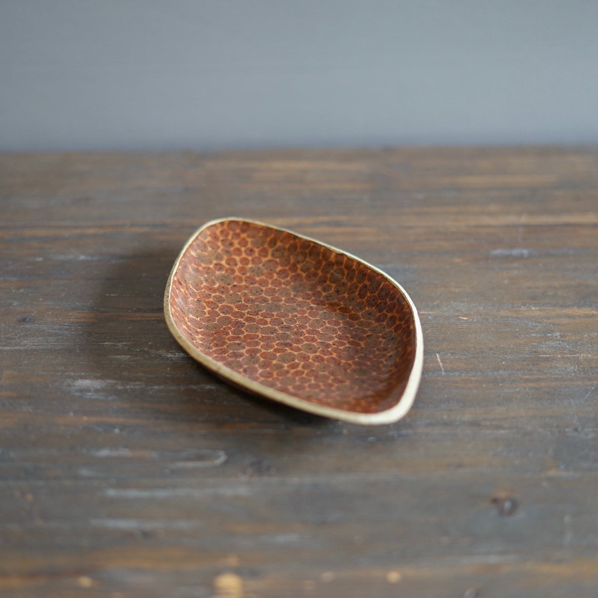 Brown Dots Medium Diamond Plate #LK829B