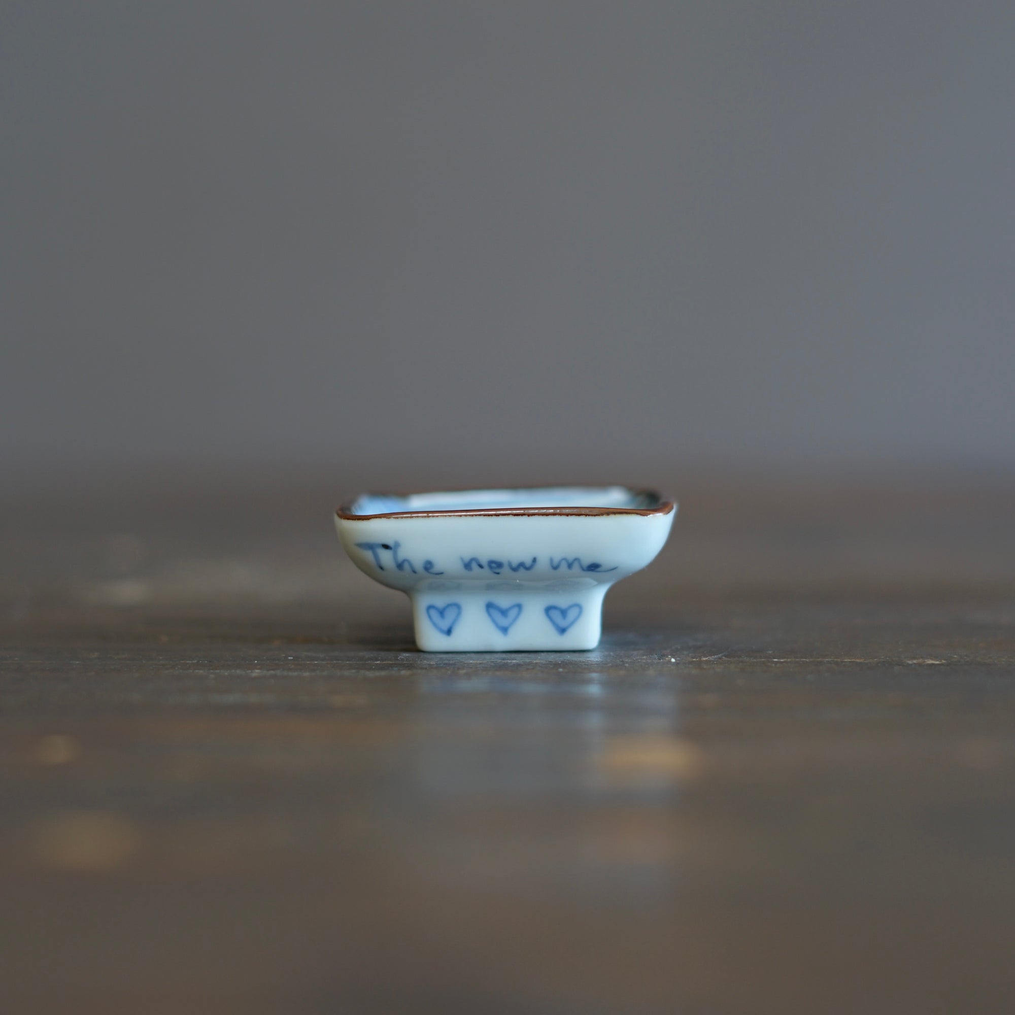 Sneaky Wolf Tiny Plate #KY77V