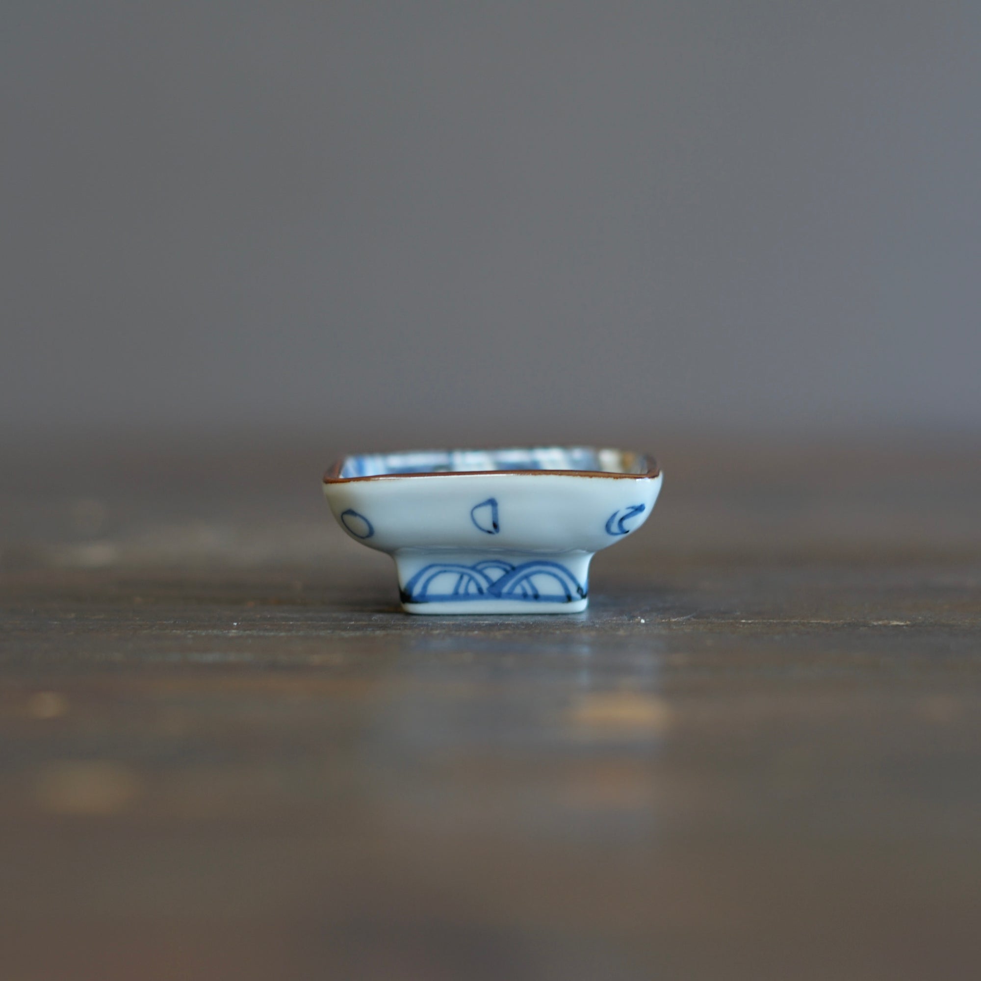 Field of Rabbits Tiny Plate #KY77X