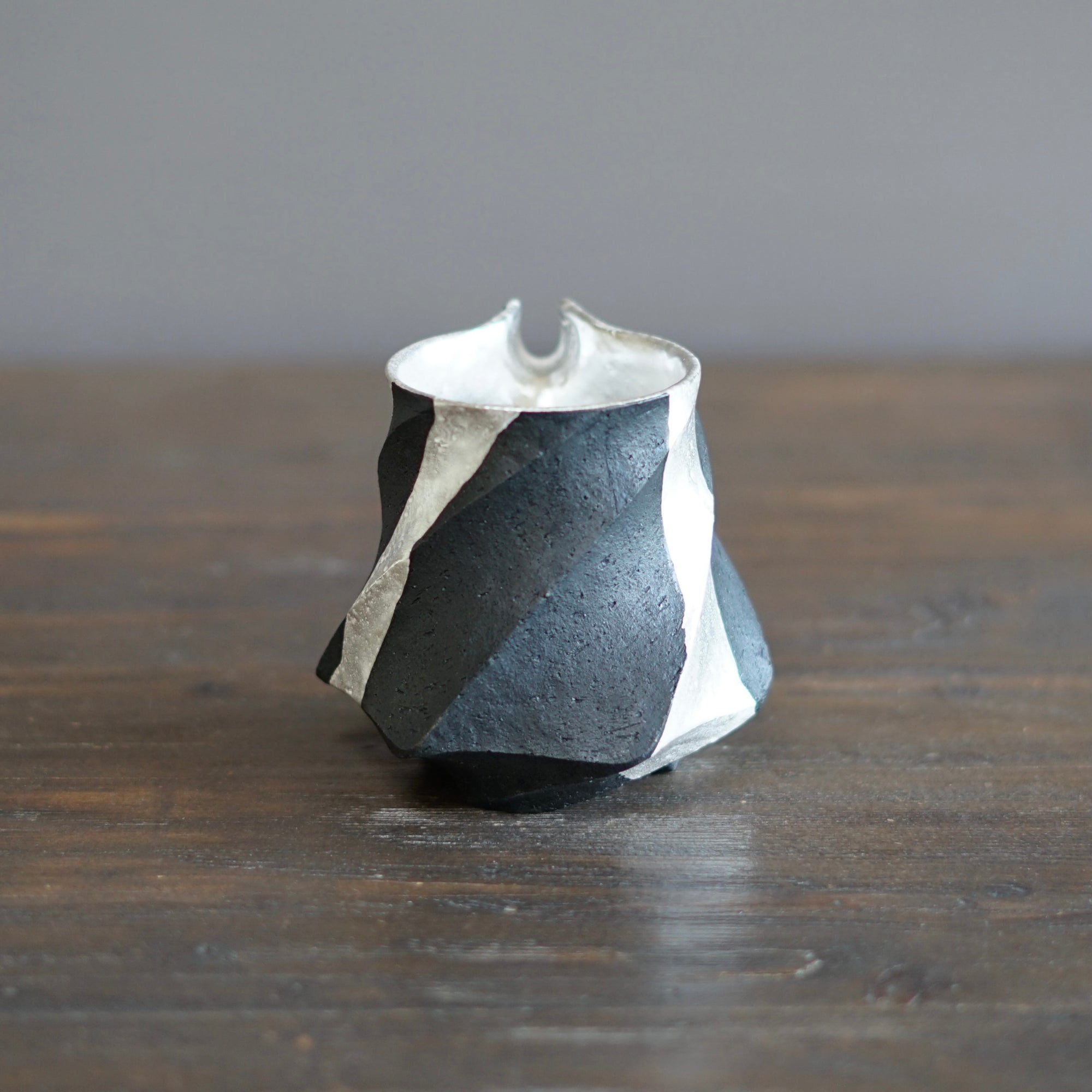 Twisted Luster KATAKUCHI Sake Server #OMT74B