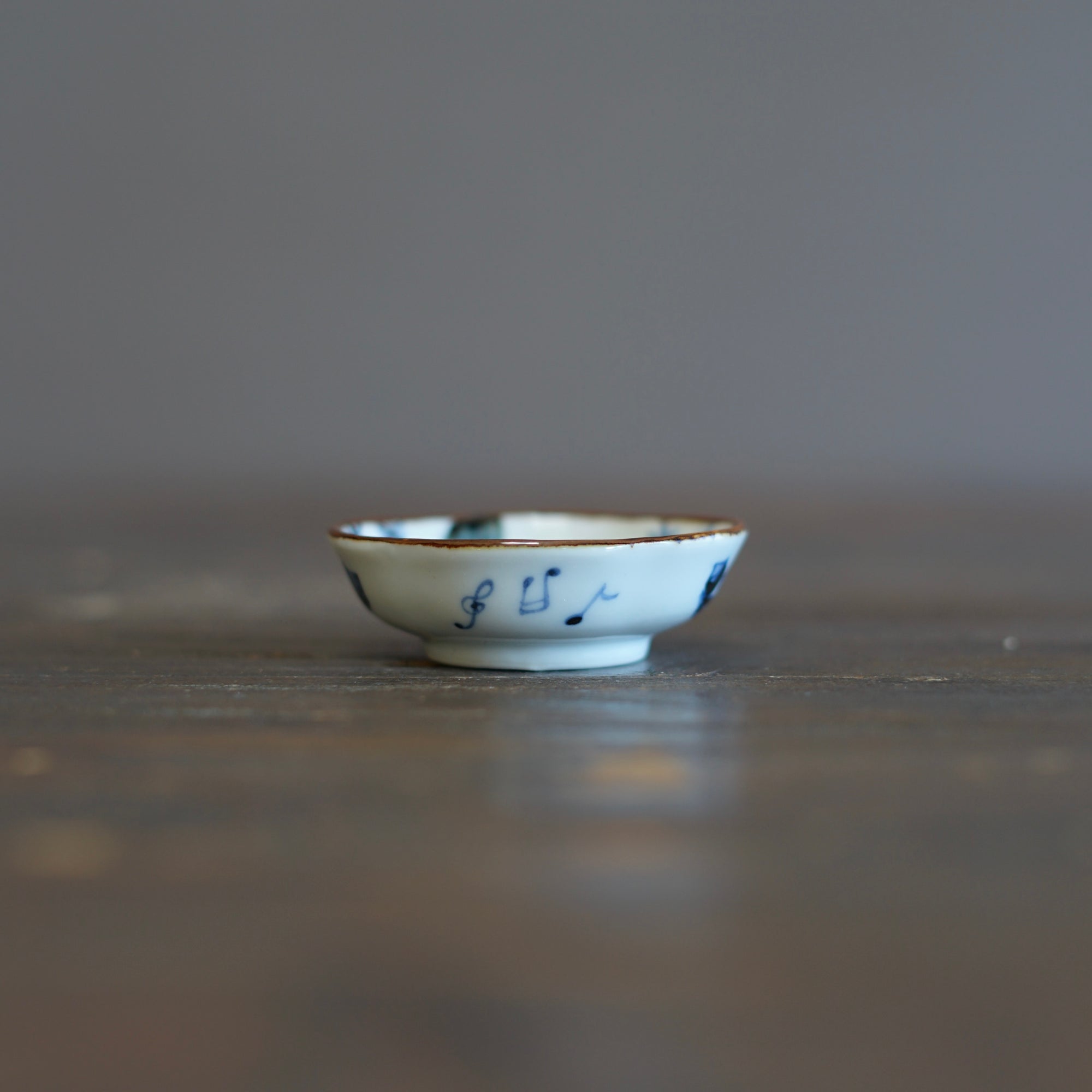 Young Sparrow Tiny Plate #KY76O