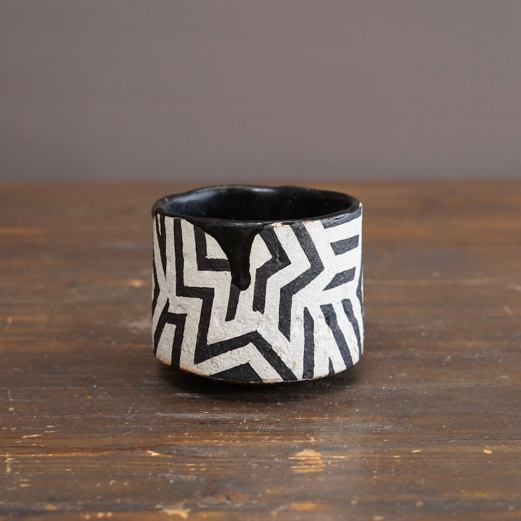 Dazzle Cylindrical Tea Ceremony Bowl #HT70