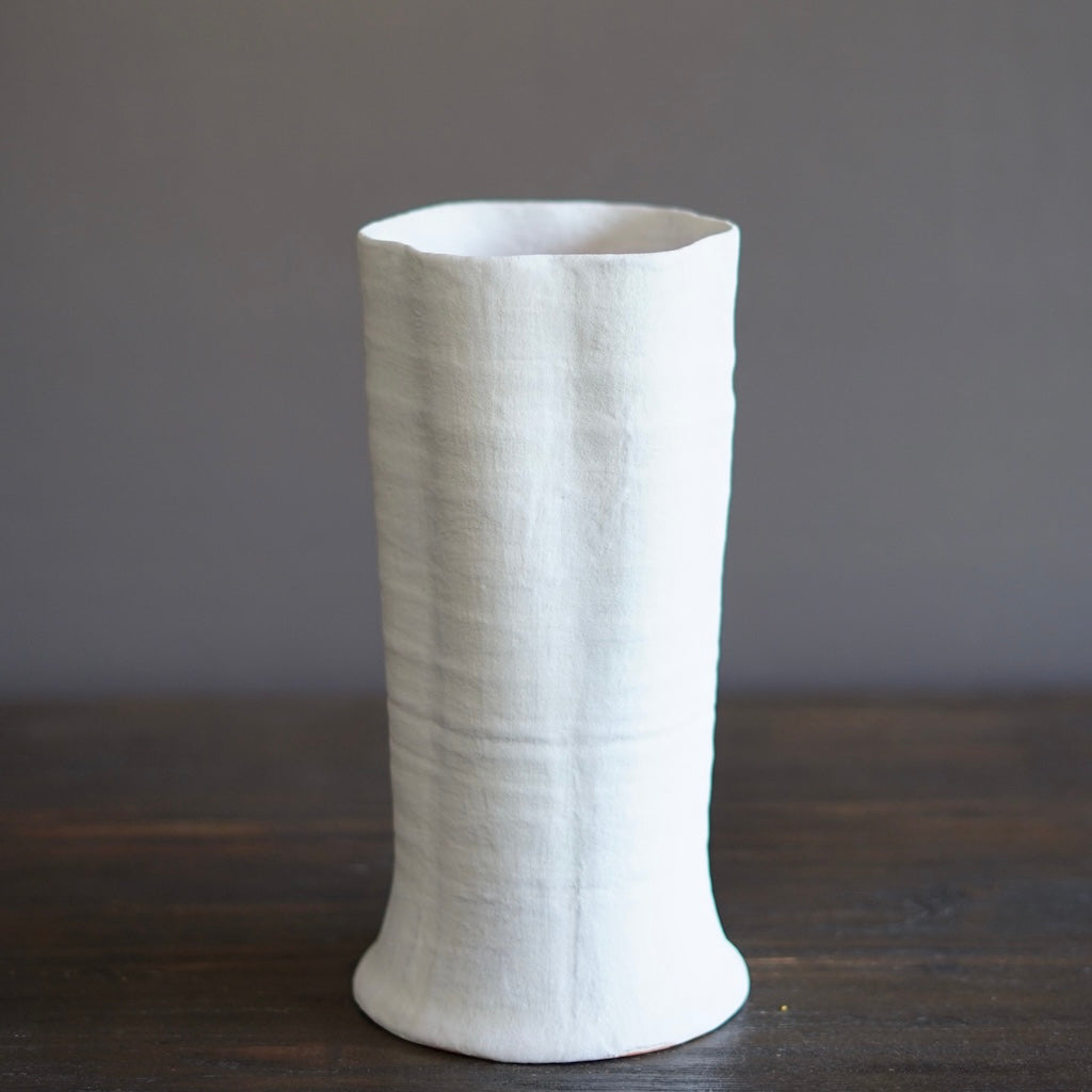 White / Red Fluted Flower Vase #JT395B