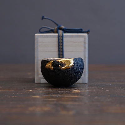 Gilded Round GUINIMI Sake Cup ##HT81