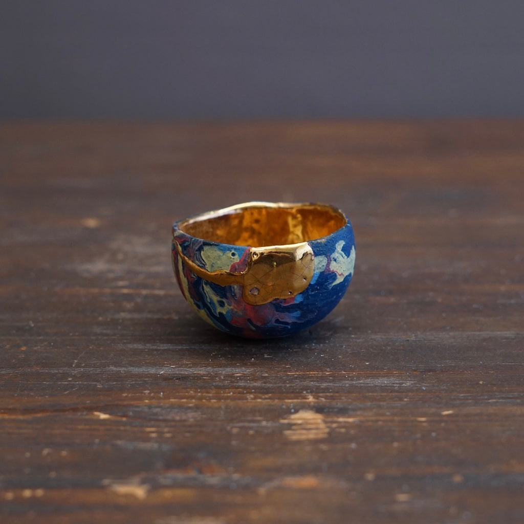Gilded Spectrum Round GUINOMI Sake Cup ##HT84