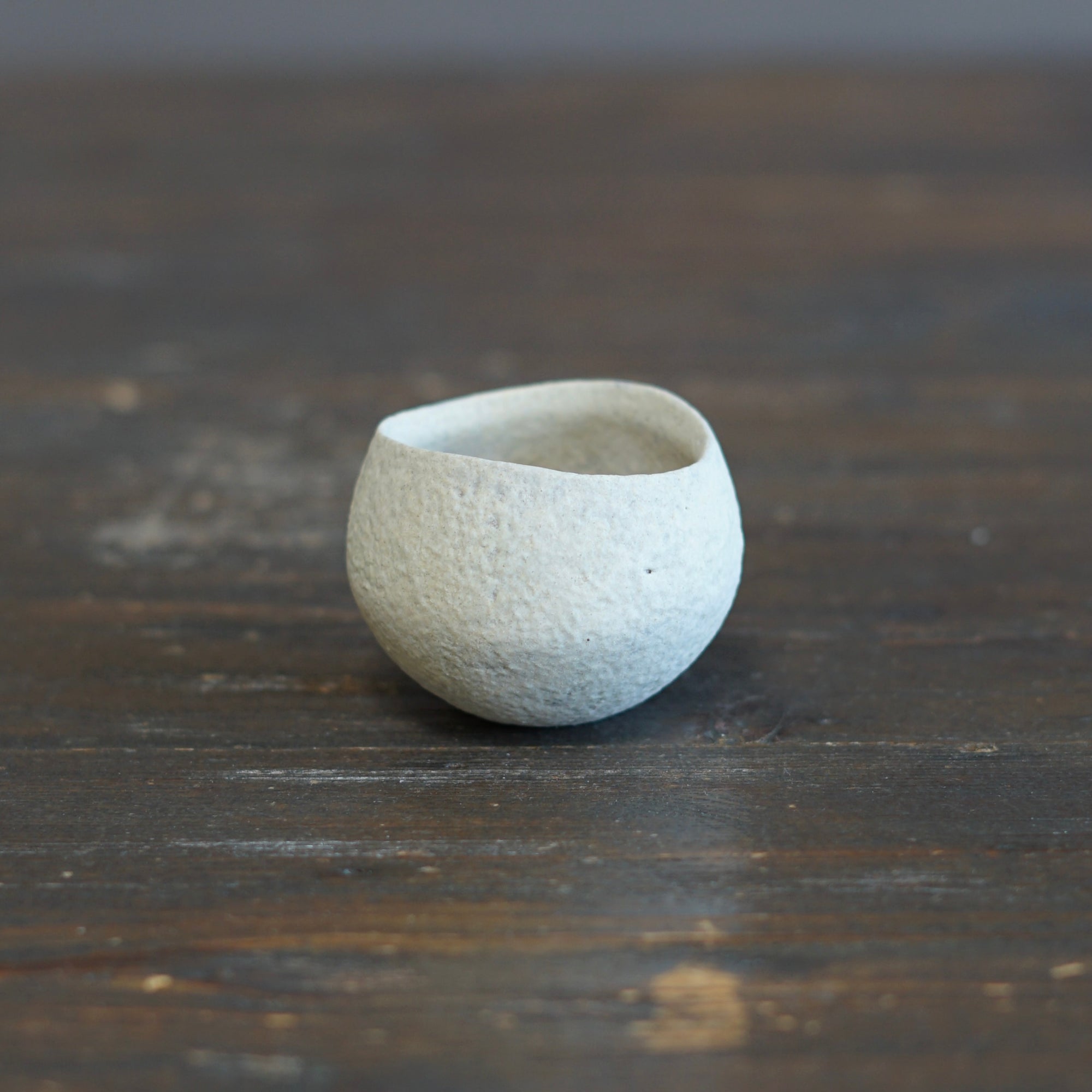 White GUINOMI Sake Cup #ZP1731