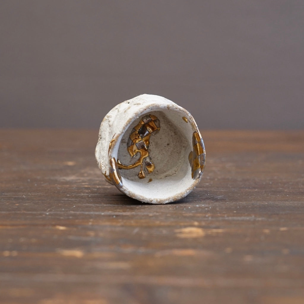 Gilded Checker White Slip GUINOMI Sake Cup ##HT96