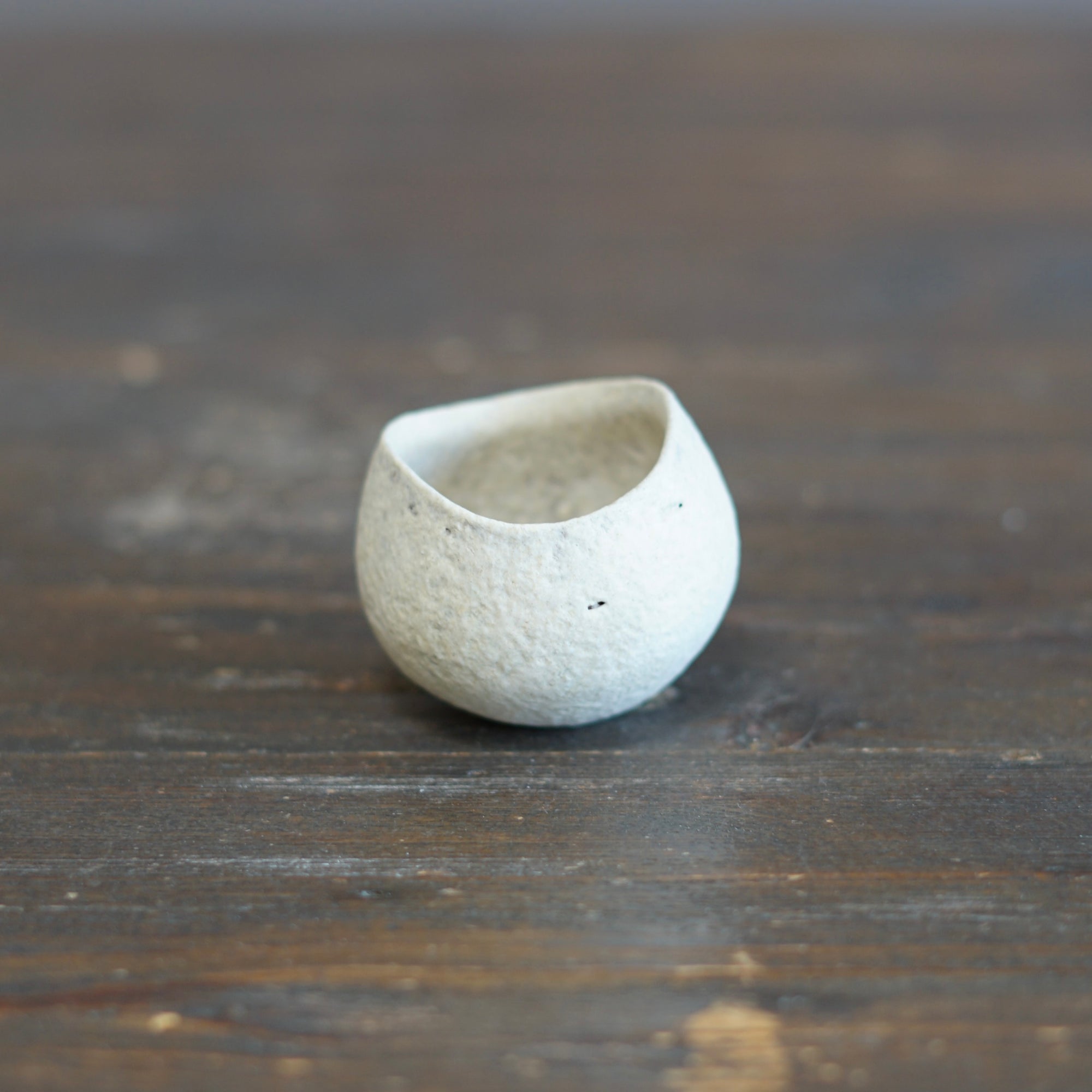White GUINOMI Sake Cup #ZP1733