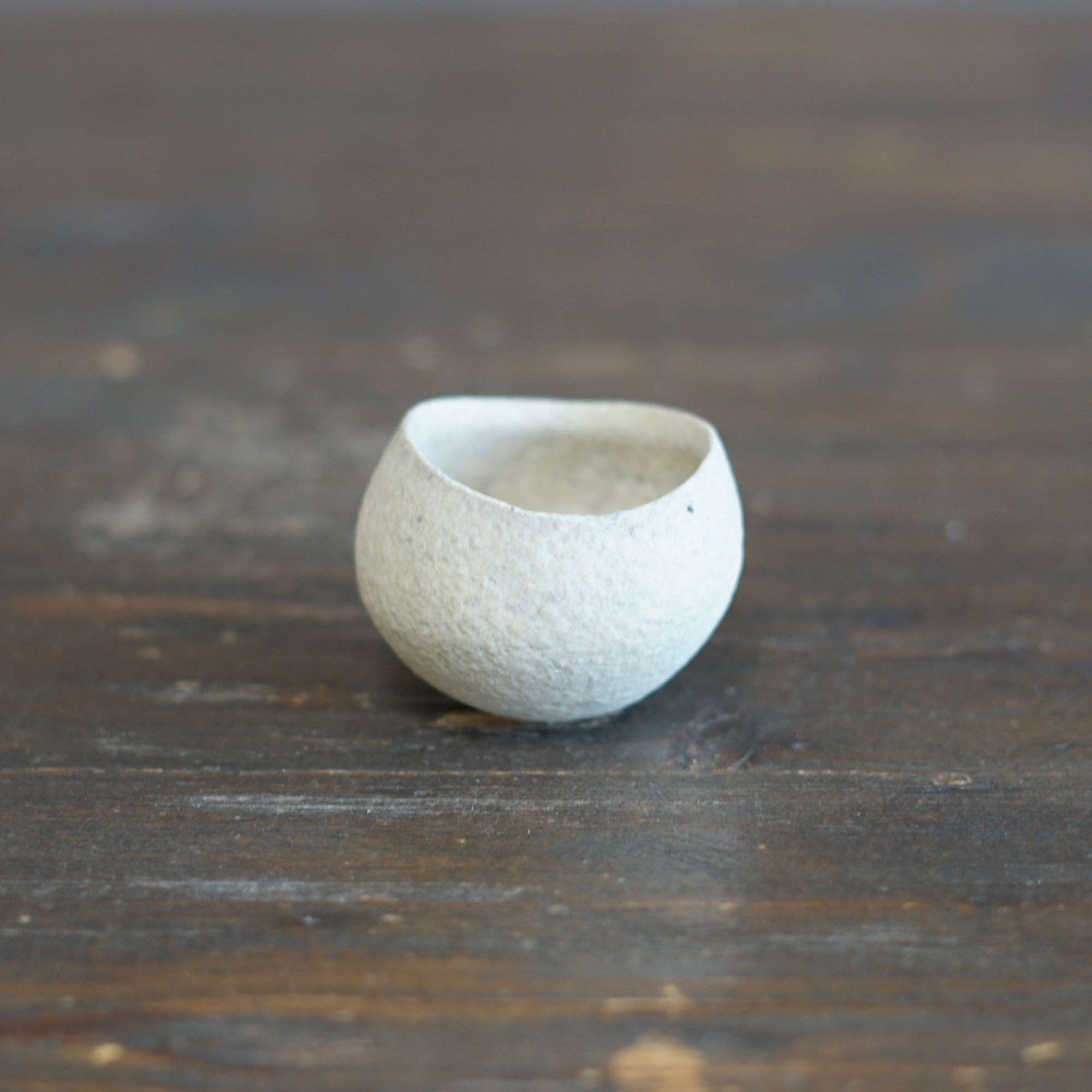 White GUINOMI Sake Cup #ZP1734