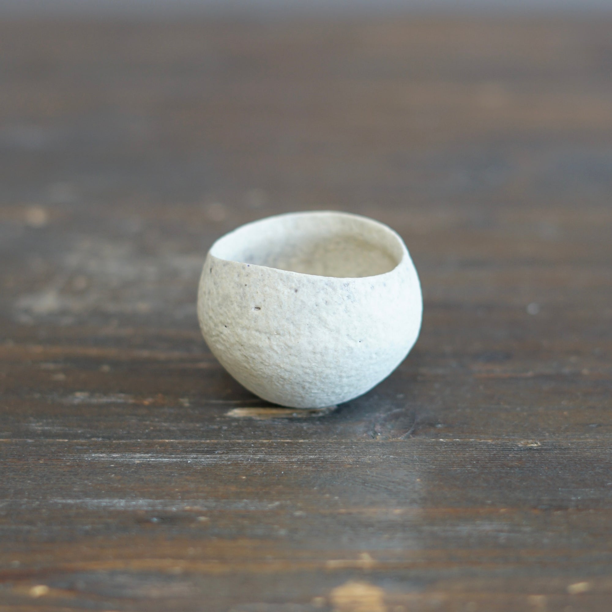 White GUINOMI Sake Cup #ZP1734