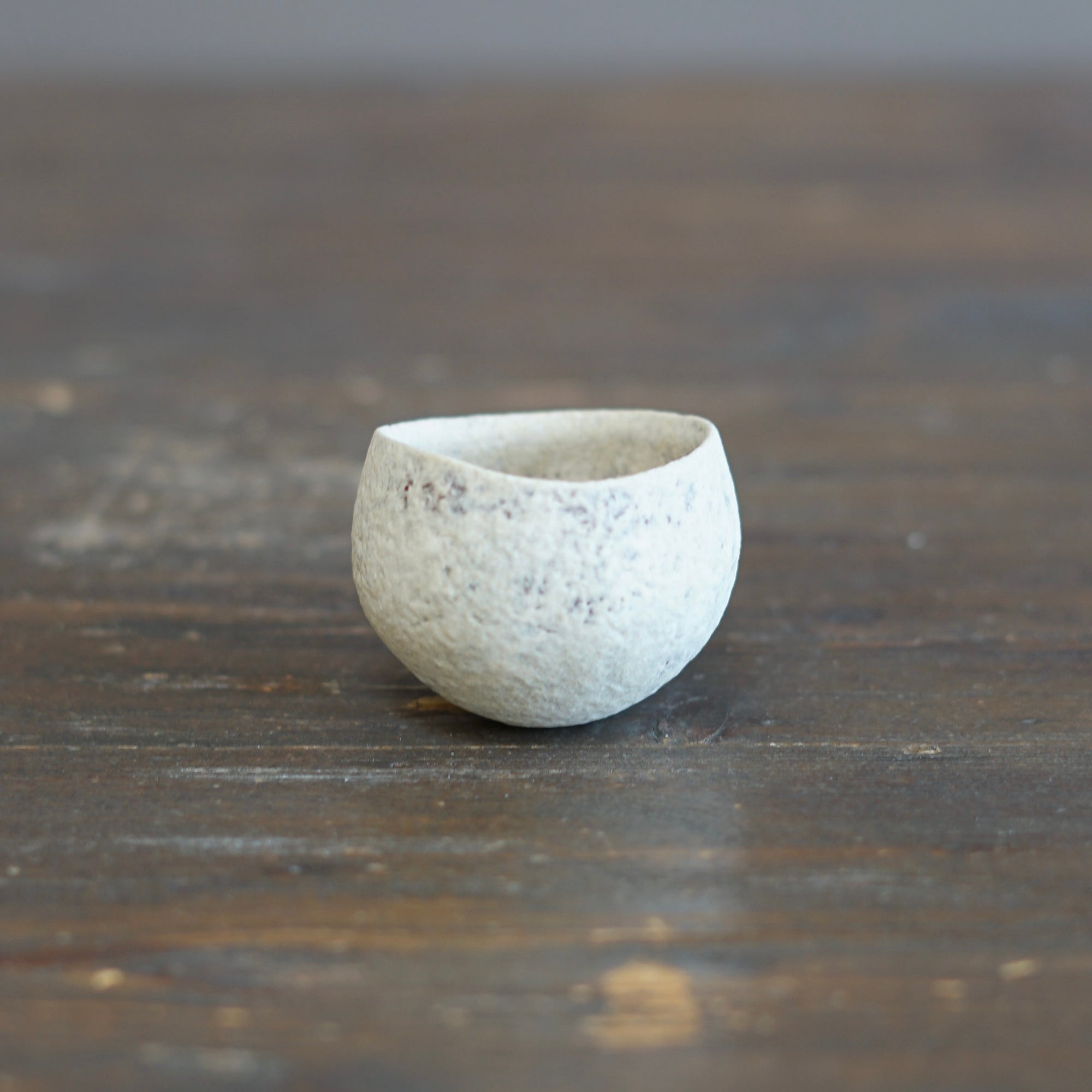 White GUINOMI Sake Cup #ZP1735