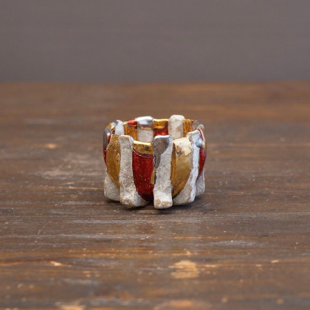 Eight-Split Gold / Red Glazed Sake Cup #HT117