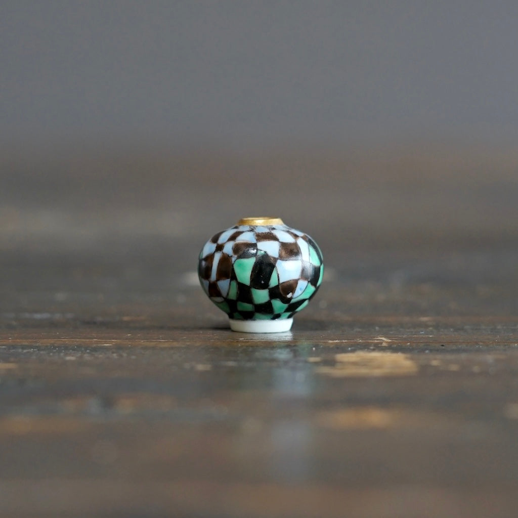 Hand Painted Geometry mini pot #SR07