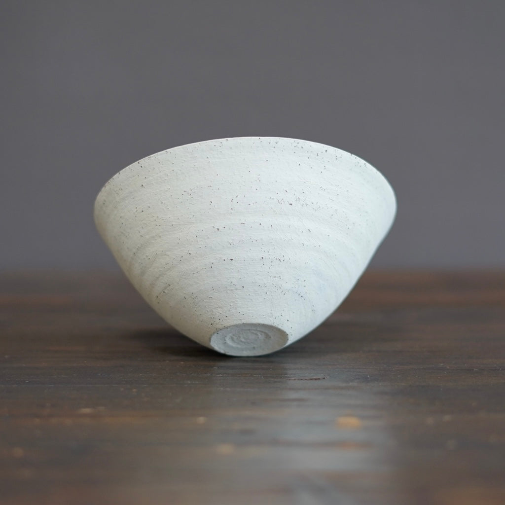 White Slip Bowl #AK25A