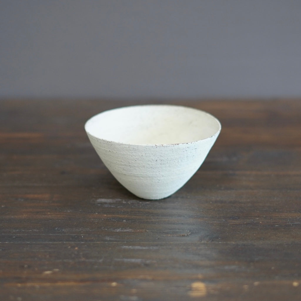 White Slip Bowl #AK19A