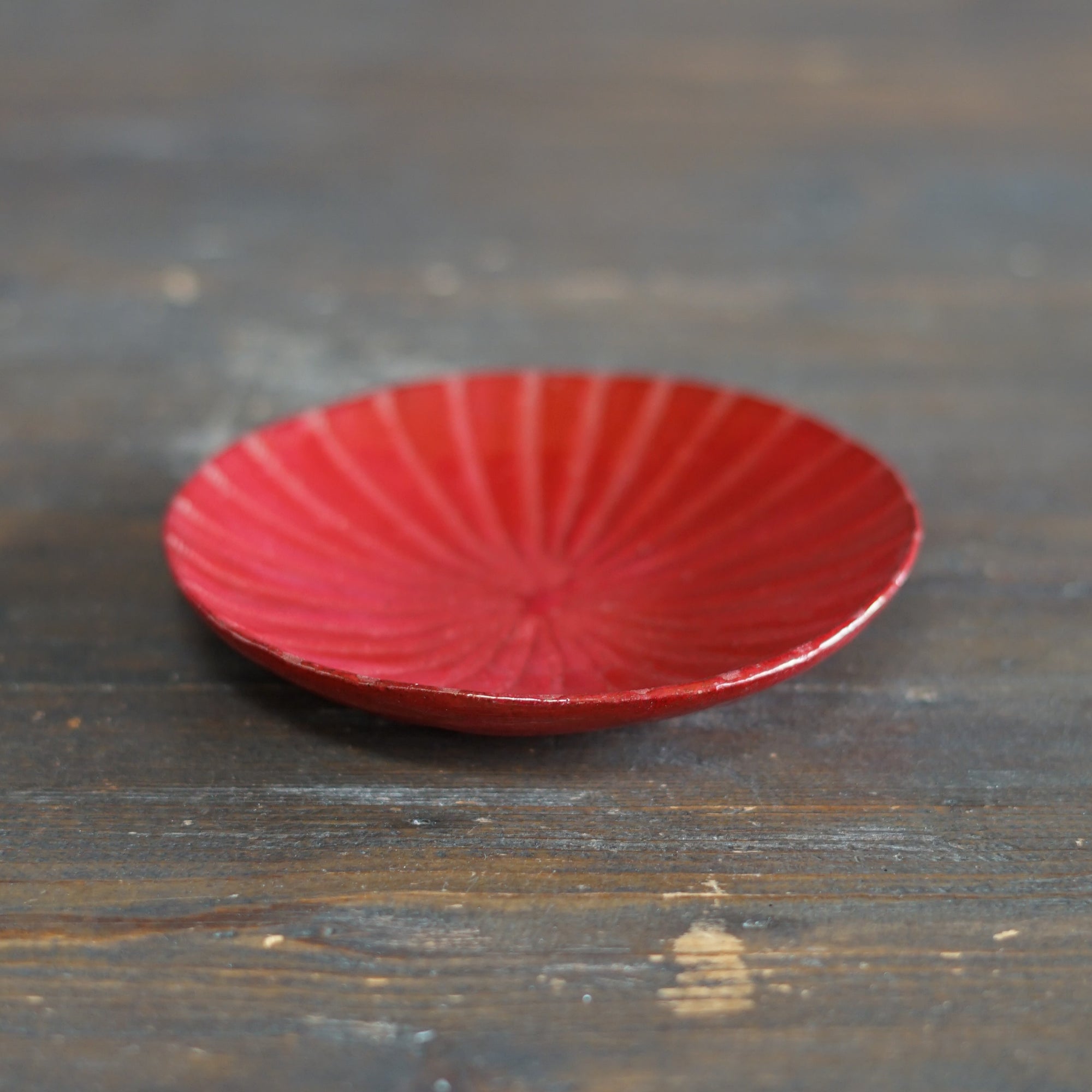 Small Red Plate #HT493C