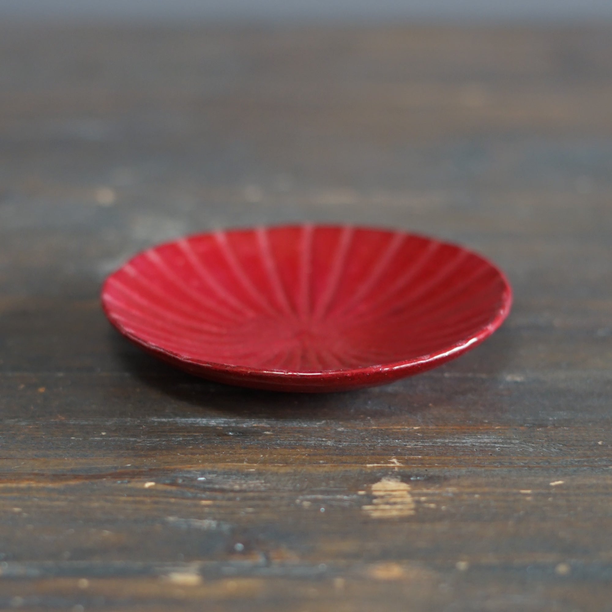 Small Red Plate #HT493D