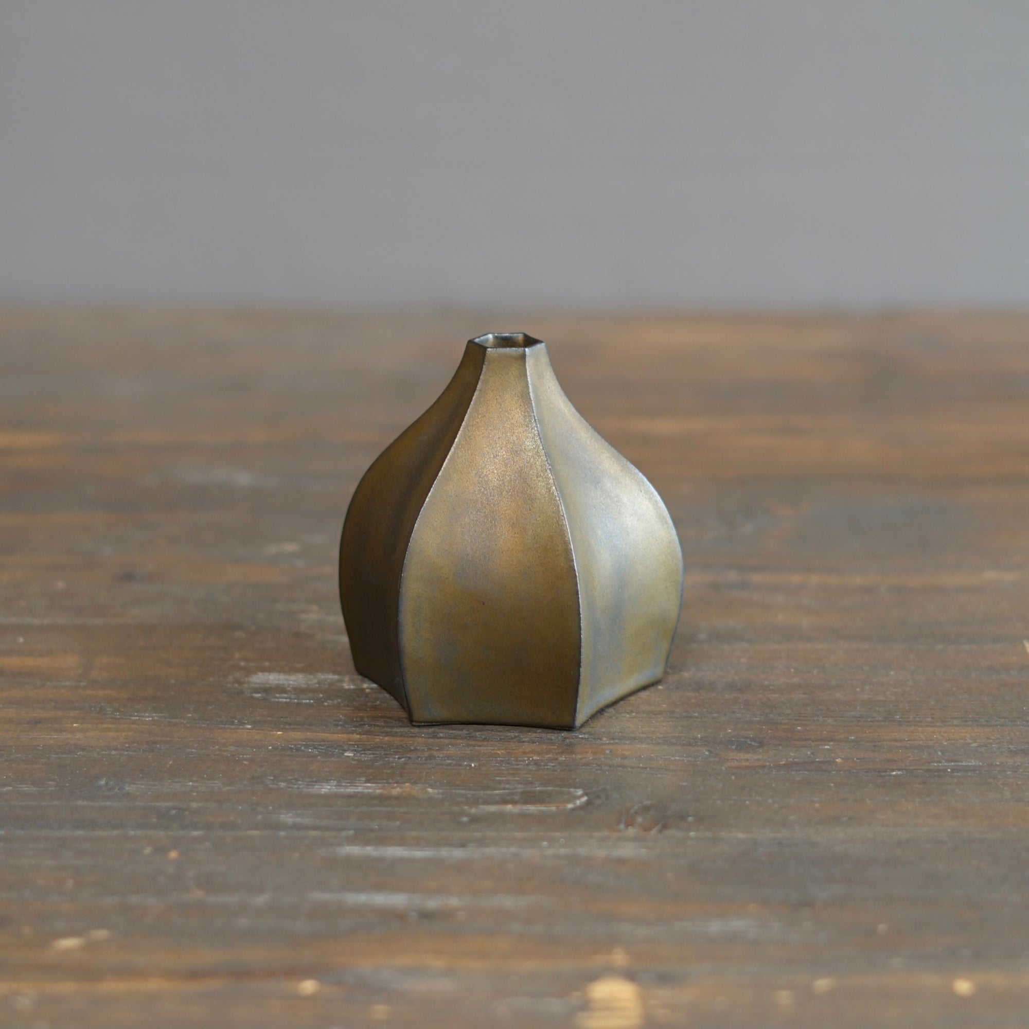 Brown Bud Vase #KT04