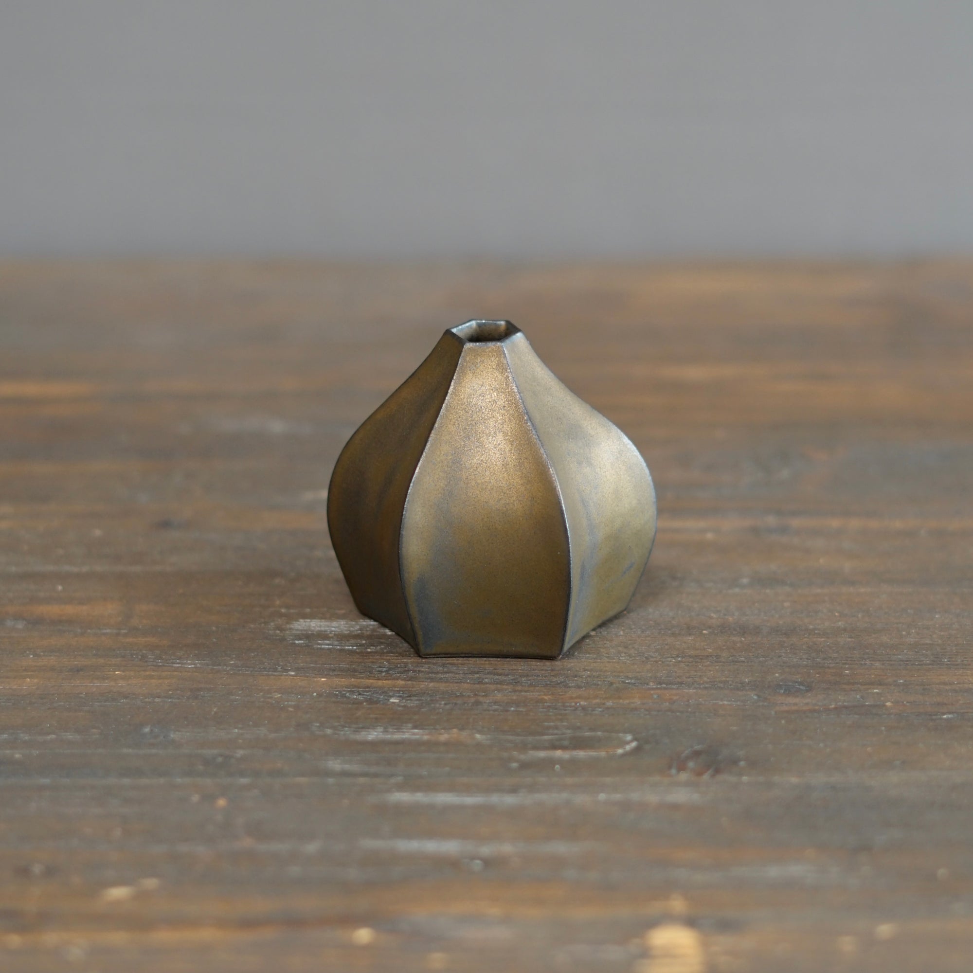 Brown Bud Vase #KT05