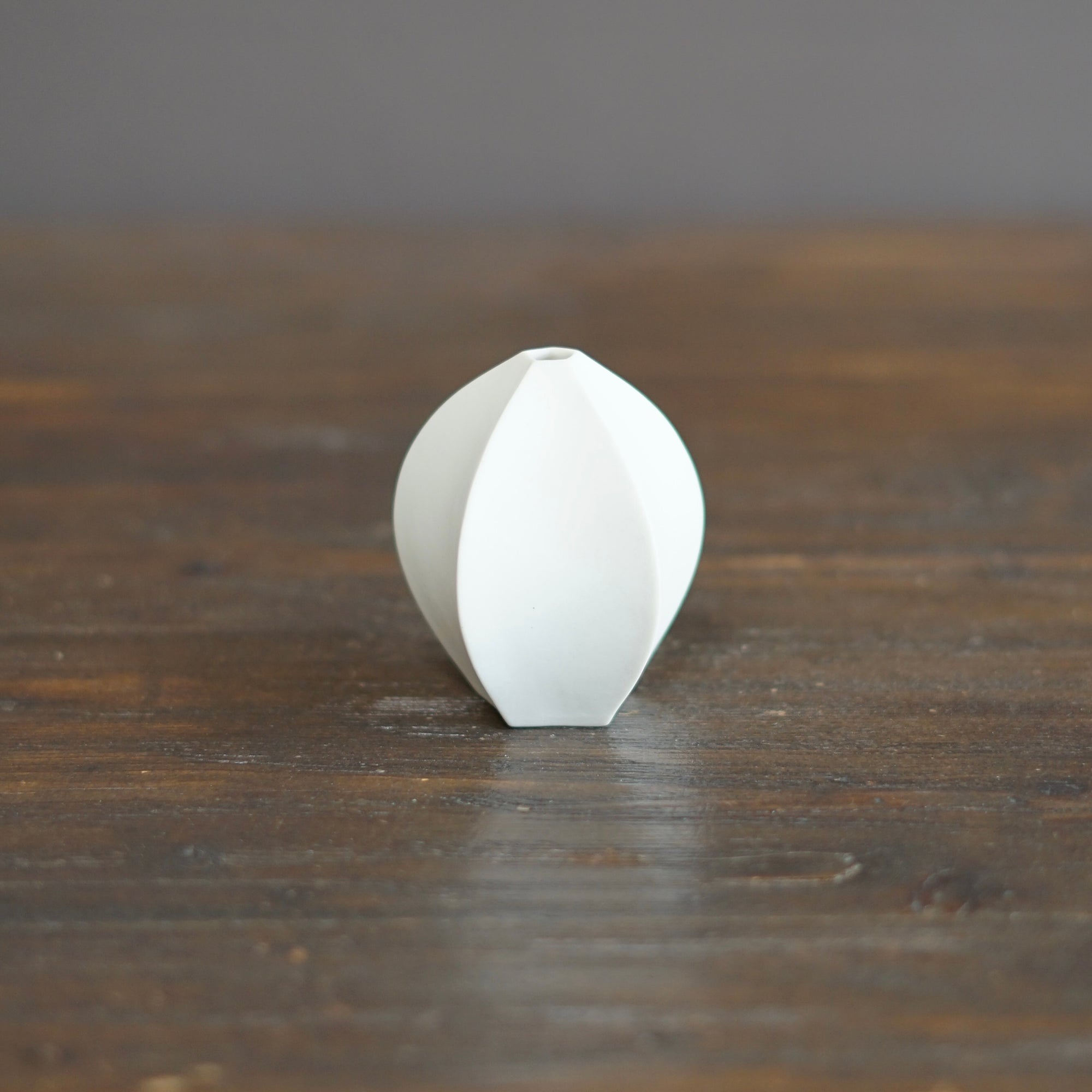 White Bud Vase #KT35