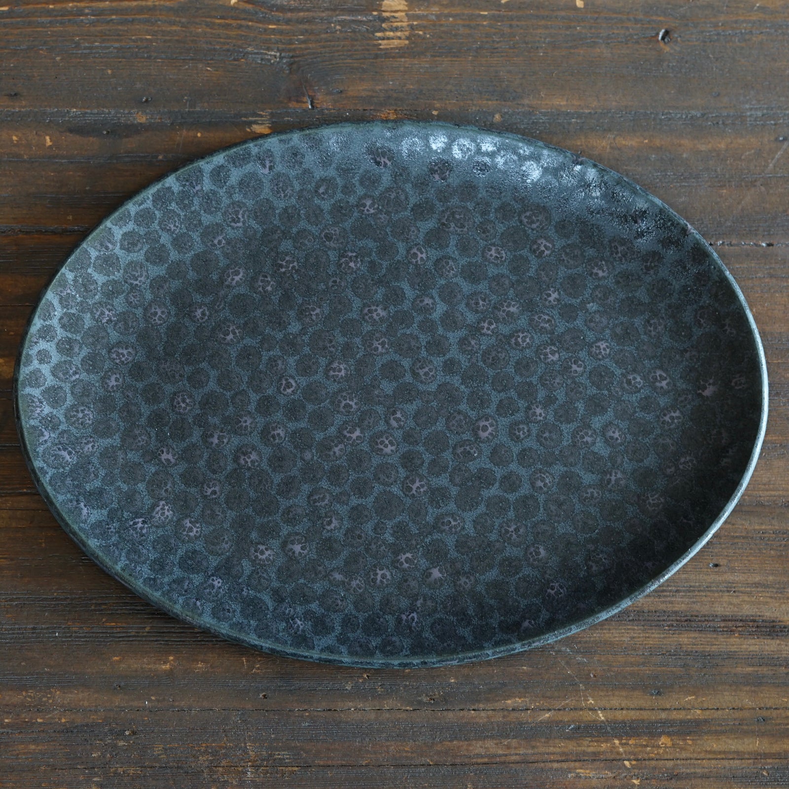 Black Dots Oval Plate #LK893C