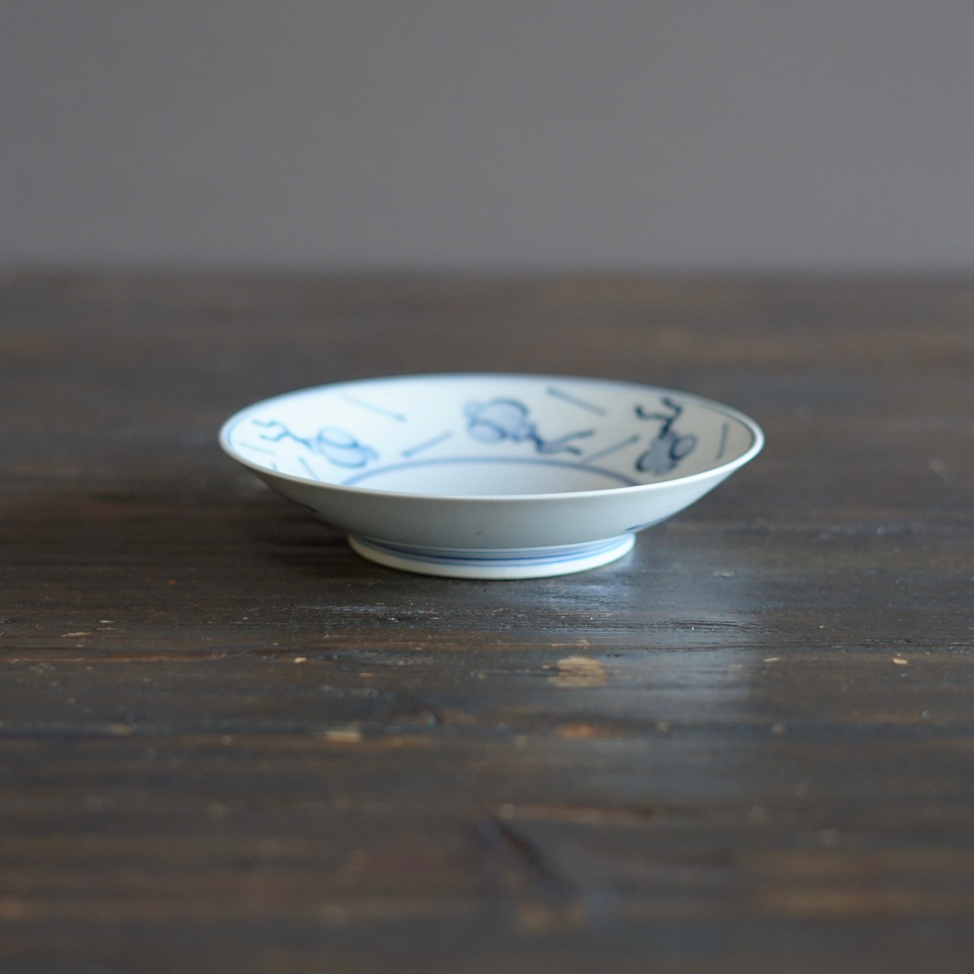 Blue and White Dessert Plate "Issun-bōshi" Folktales #Hi6B