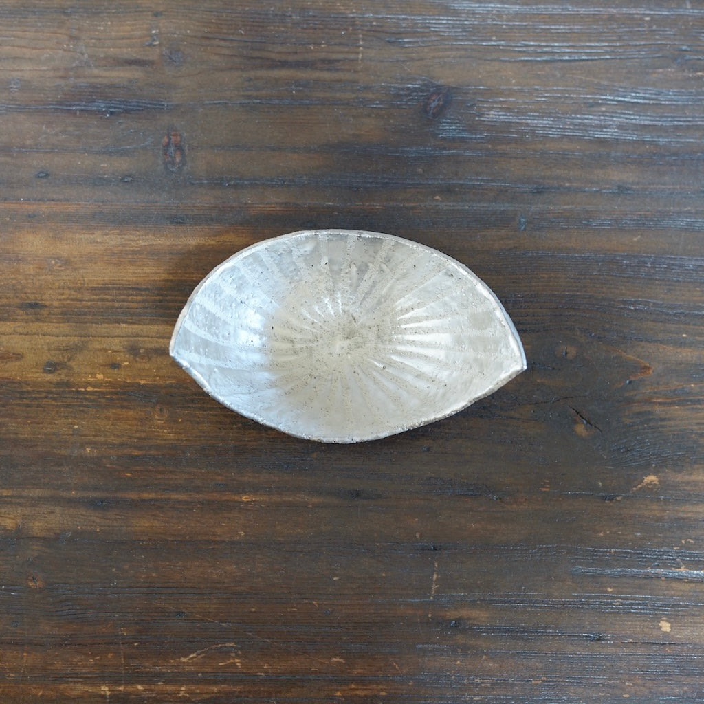 Half Moon Plate #HT425D