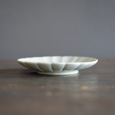 White Flower Dish #TK7
