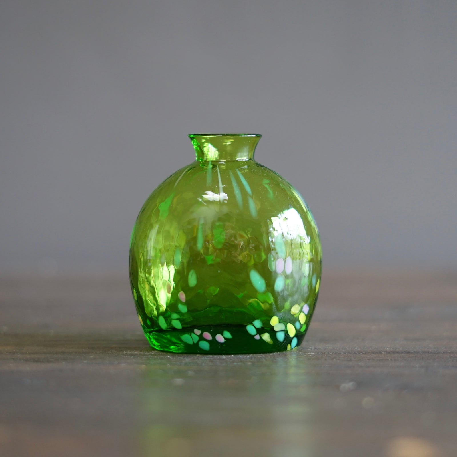 Green Petal Bud Vase #MZ23