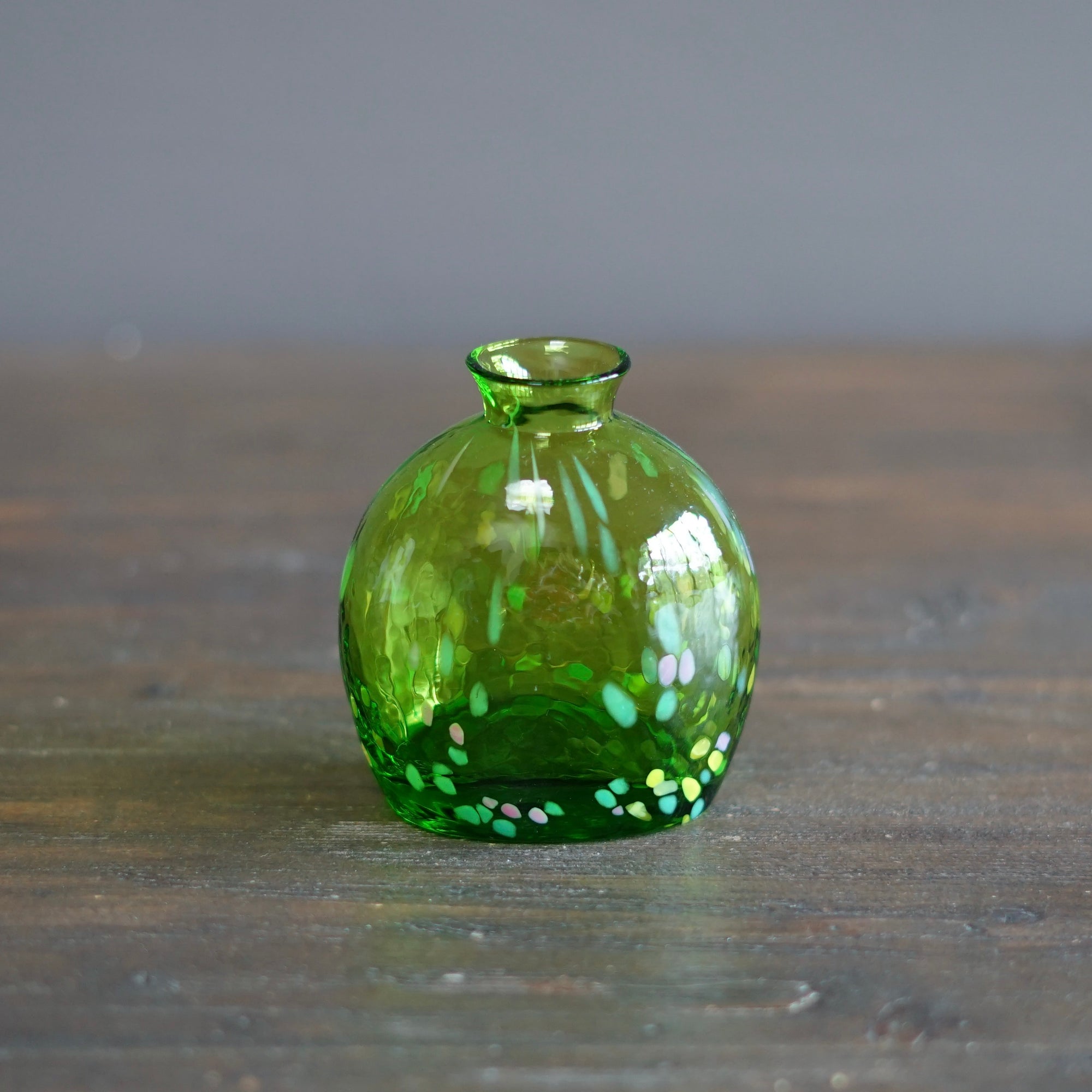 Green Petal Bud Vase #MZ23