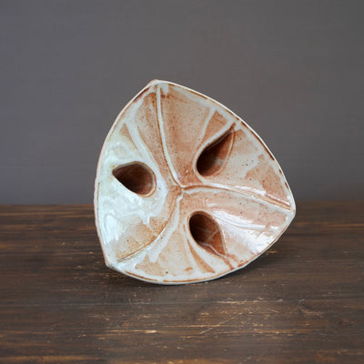 Three Legs Shino Flower Vase / Sculpture #MW85